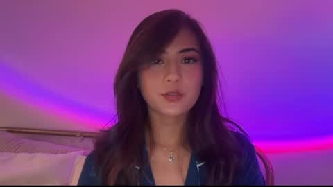 jade auraa online show from August 5, 4:30 am