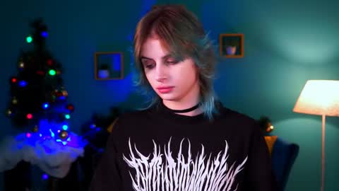 jade_castle online show from January 7, 4:50 am