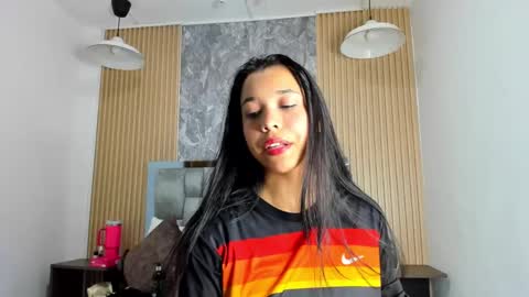 Jade  online show from September 22, 6:50 pm