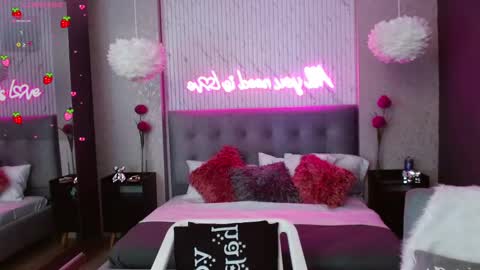 JADE online show from March 5, 8:23 pm