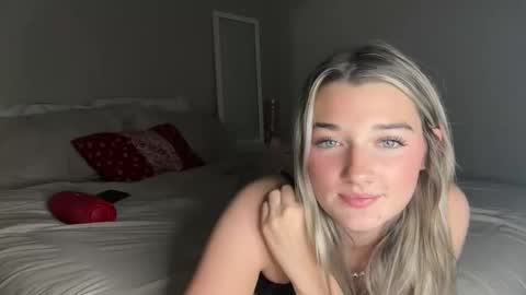 Jade james online show from April 9, 3:42 am