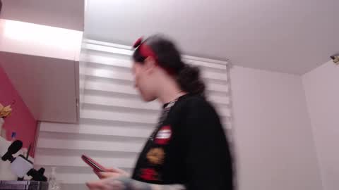 Jane online show from December 20, 3:10 am