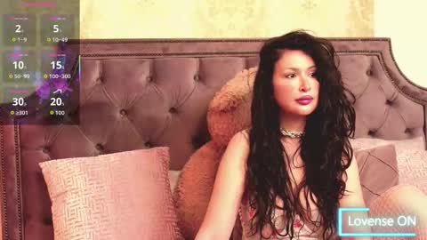 JaneDevine online show from November 10, 6:52 am