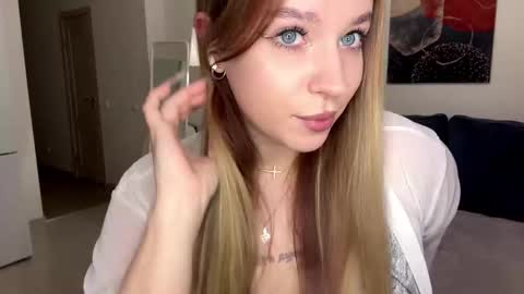 Janni online show from November 18, 9:16 pm