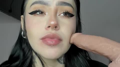 Maria online show from February 12, 3:30 am