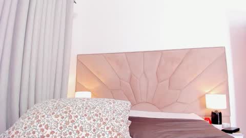 jasmin_melons online show from November 18, 6:36 am