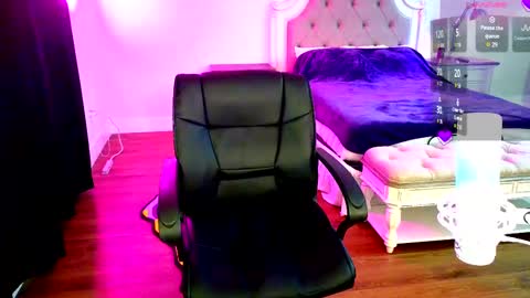 Jasmine Winters online show from October 16, 7:11 am