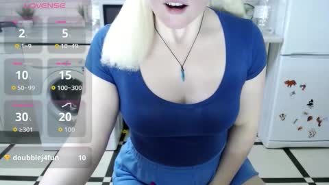 jassyjassypaw online show from March 4, 3:24 am