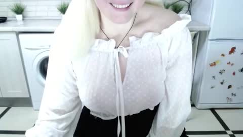 jassyjassypaw online show from February 15, 4:15 am