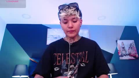 JAX online show from February 4, 3:31 am