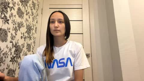 Stacie online show from April 15, 4:29 pm