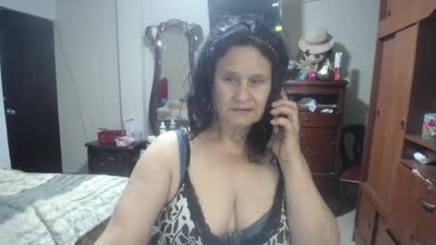 jazmim online show from April 7, 12:07 pm