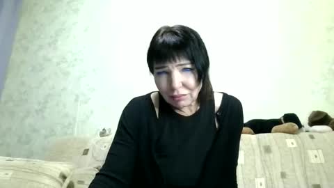 JeaneDavis online show from April 2, 7:11 pm