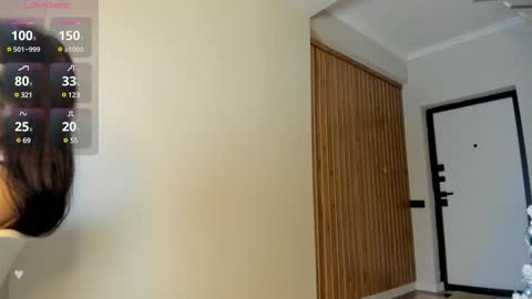 jee__son online show from December 17, 1:27 pm