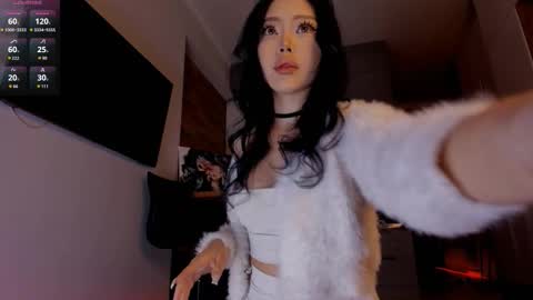 jee__son online show from October 17, 4:32 pm