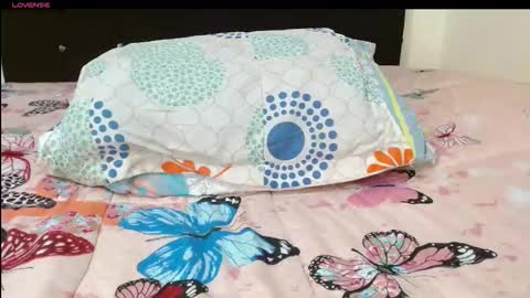 jade online show from February 19, 2:05 pm