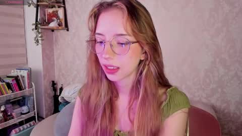 Jelly  online show from March 14, 1:06 am