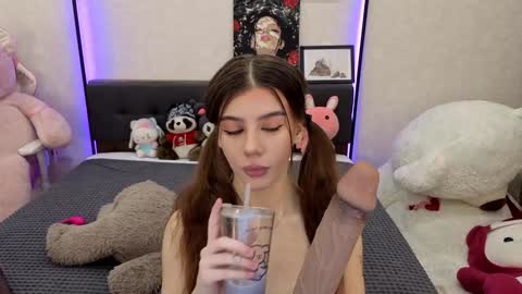 Dolly online show from September 23, 1:20 pm