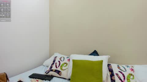 jenner_madison online show from March 19, 12:31 pm