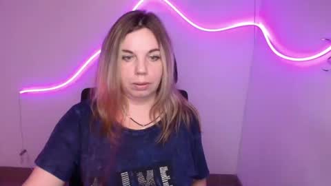 Jennifer online show from September 15, 11:40 am