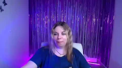 Jennifer online show from September 24, 6:23 am