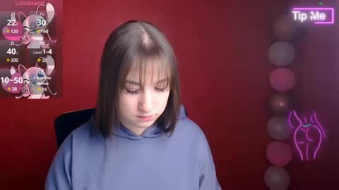 Jennifer online show from March 4, 6:37 am