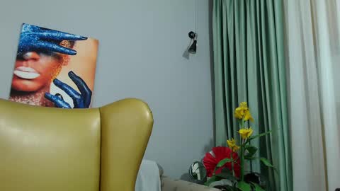 jenniferreys online show from March 10, 9:23 am