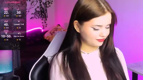 Jenni online show from December 8, 5:11 pm