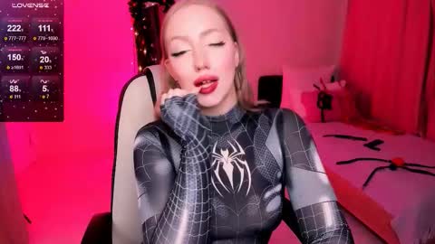 Jenny online show from December 15, 8:08 am