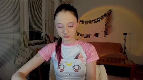 Jennifer Jenny Darling   online show from January 3, 7:07 pm