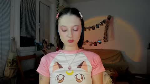 Jennifer Jenny Darling   online show from March 10, 7:07 pm