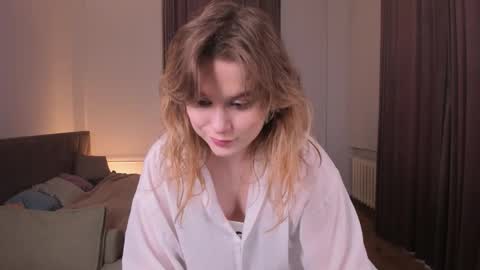 Jenny my next stream is on Saturday at 1 pmUTC Welcome to my WhatsApp 3 online show from February 22, 1:23 pm