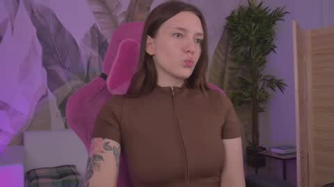 Jenny NO Nude online show from April 10, 5:52 pm