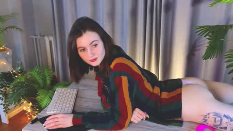 jennyfer_me online show from February 26, 12:37 pm