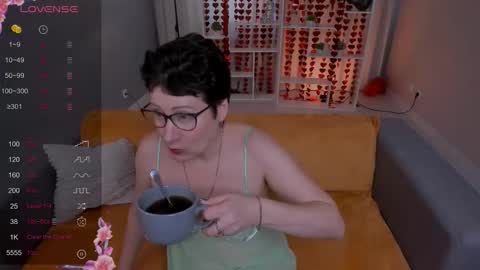 Jenny online show from February 11, 8:27 am