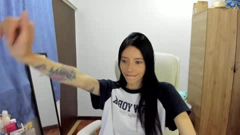 Jess online show from February 19, 3:16 pm