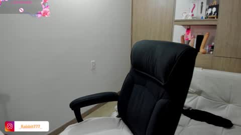 jessica_rabbit777_ online show from October 13, 12:13 am