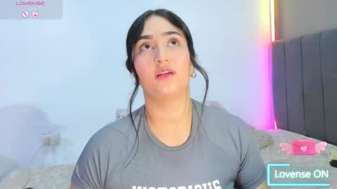 jhackelin  My independent account online show from February 22, 2:01 am