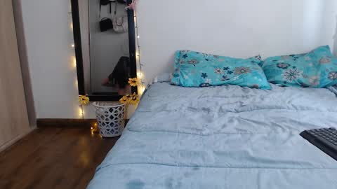 Emma online show from March 11, 8:33 pm