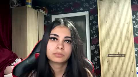 jidiamond online show from February 1, 11:03 pm