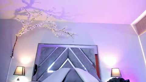 Jimena Adams online show from March 3, 8:15 pm