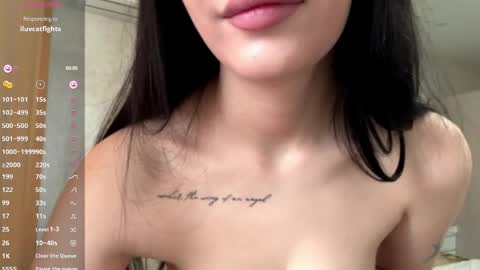 Kate online show from April 5, 1:54 pm