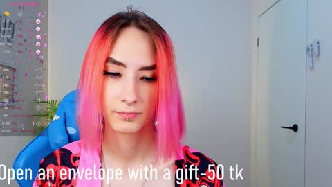 jinx_boom online show from February 8, 8:20 am