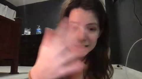 jlynn1997 online show from December 1, 1:31 am