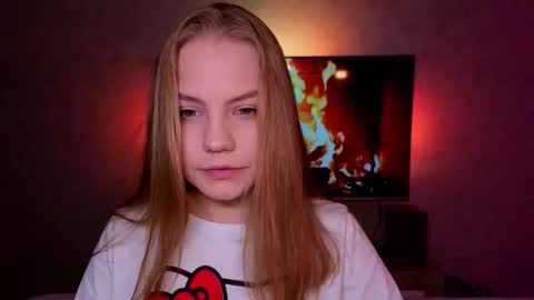 Jodie 3 returning TODAY online show from September 17, 7:34 pm