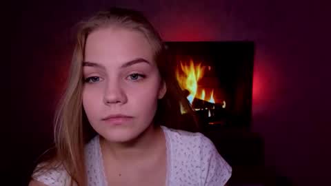 Jodie 3 returning TODAY online show from September 19, 8:41 pm