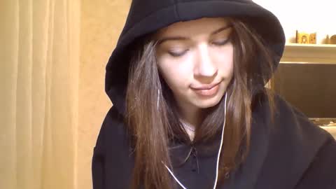 Jennifer online show from January 14, 9:09 pm