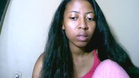 joliekah27 online show from November 13, 7:13 pm