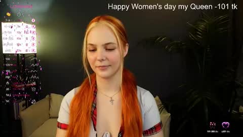 Polly  online show from March 8, 12:39 pm