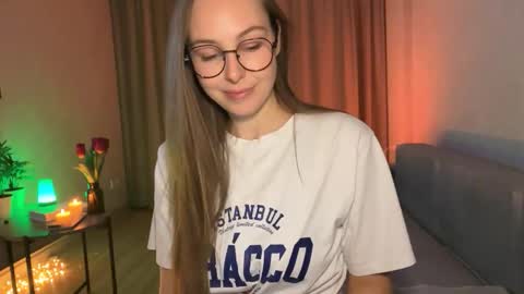 jolly_dollyy online show from March 10, 6:34 pm